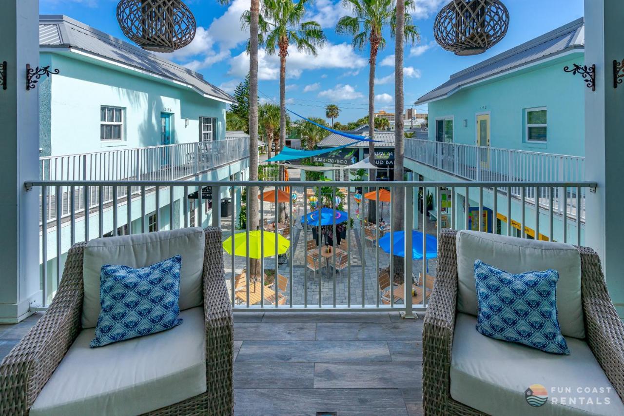 On Flagler Avenue! Dog Friendly With Balcony And Parking Walk To The Beach! New Smyrna Beach Zewnętrze zdjęcie