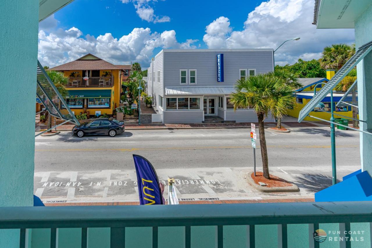 On Flagler Avenue! Dog Friendly With Balcony And Parking Walk To The Beach! New Smyrna Beach Zewnętrze zdjęcie