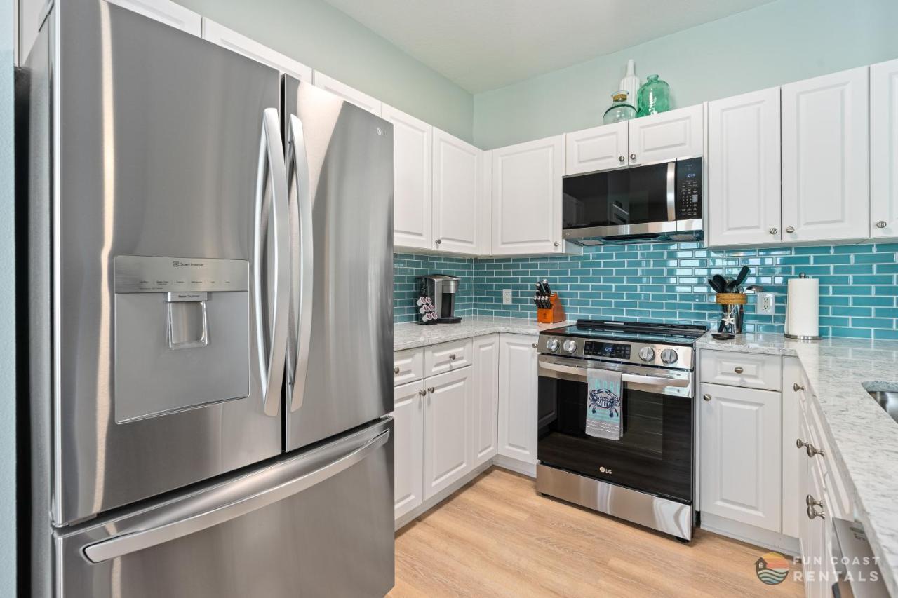 On Flagler Avenue! Dog Friendly With Balcony And Parking Walk To The Beach! New Smyrna Beach Zewnętrze zdjęcie